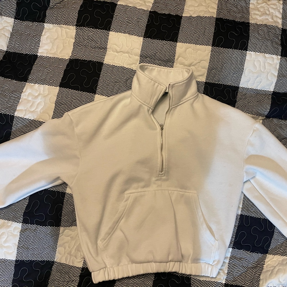 SHEIN white cropped pullover- Small